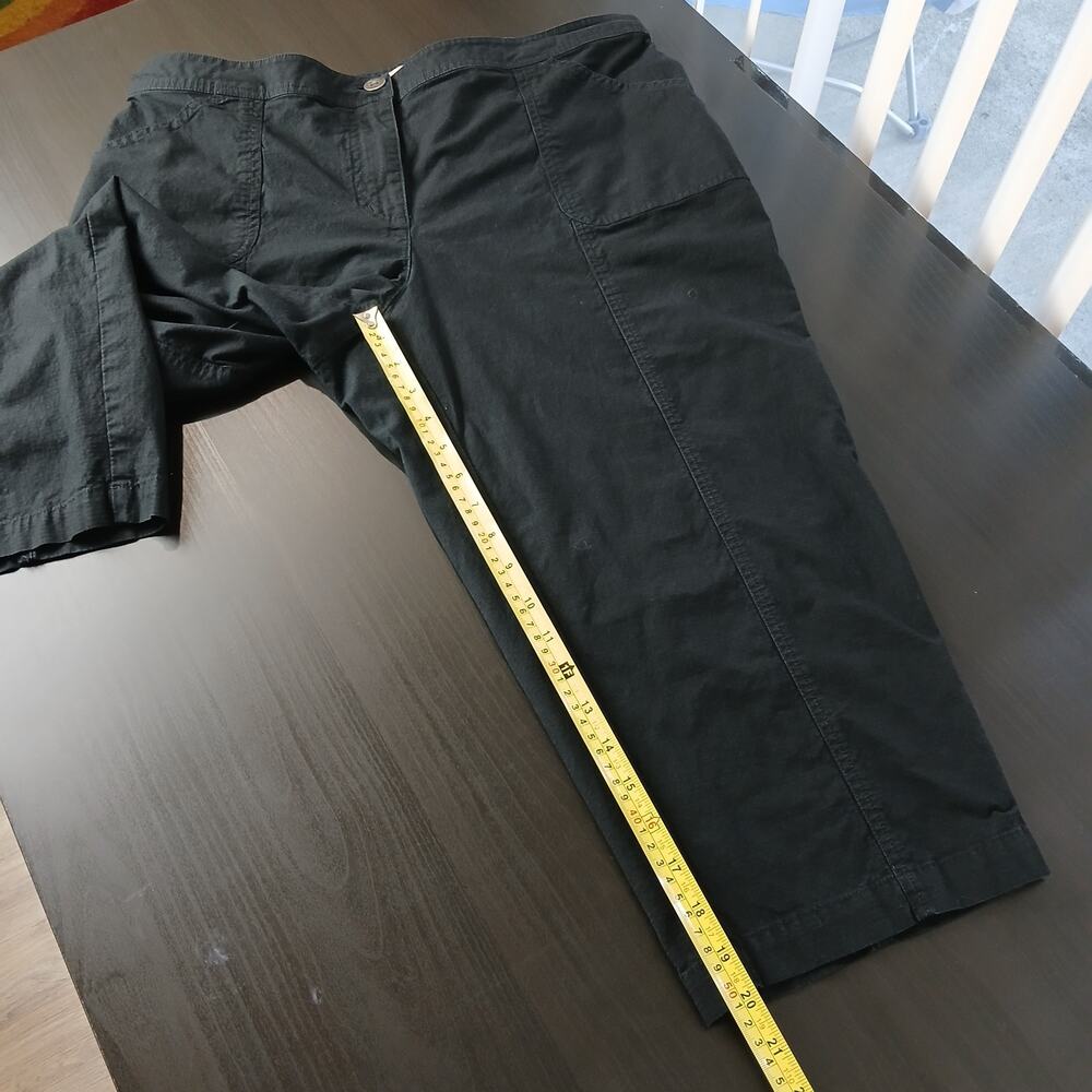Chico's Black Capri Pants 2.5 Regular (L/14) stretch waist pockets - Picture 11 of 13